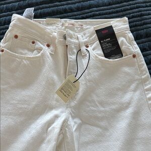 Levi's Women's White Ankle Jeans